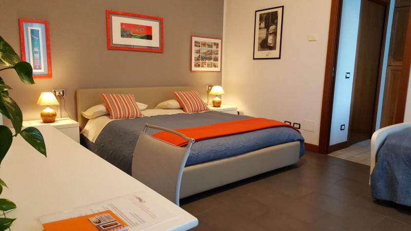 B&B Marge Oltrona di San Mamette Ngoại thất bức ảnh