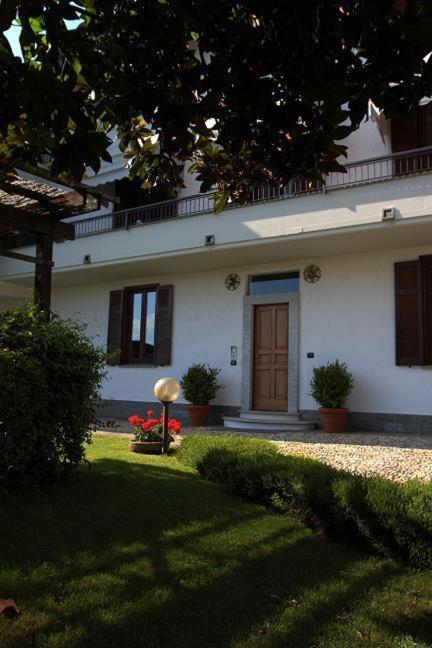 B&B Marge Oltrona di San Mamette Ngoại thất bức ảnh