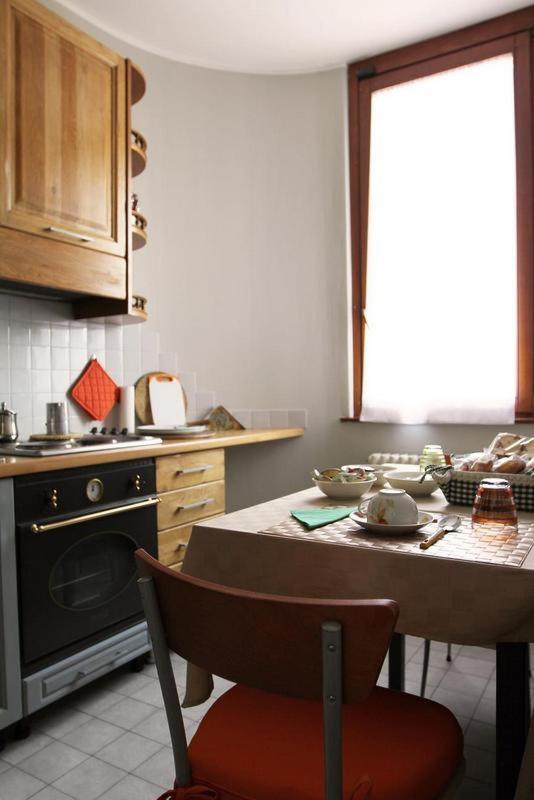 B&B Marge Oltrona di San Mamette Ngoại thất bức ảnh